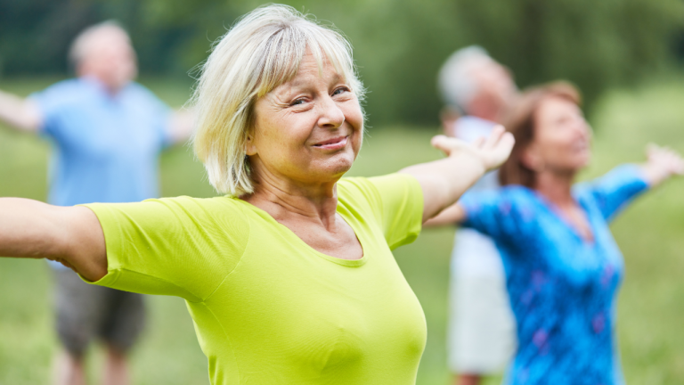 How to Start Your Online Health Coaching Business: 2024 Guide